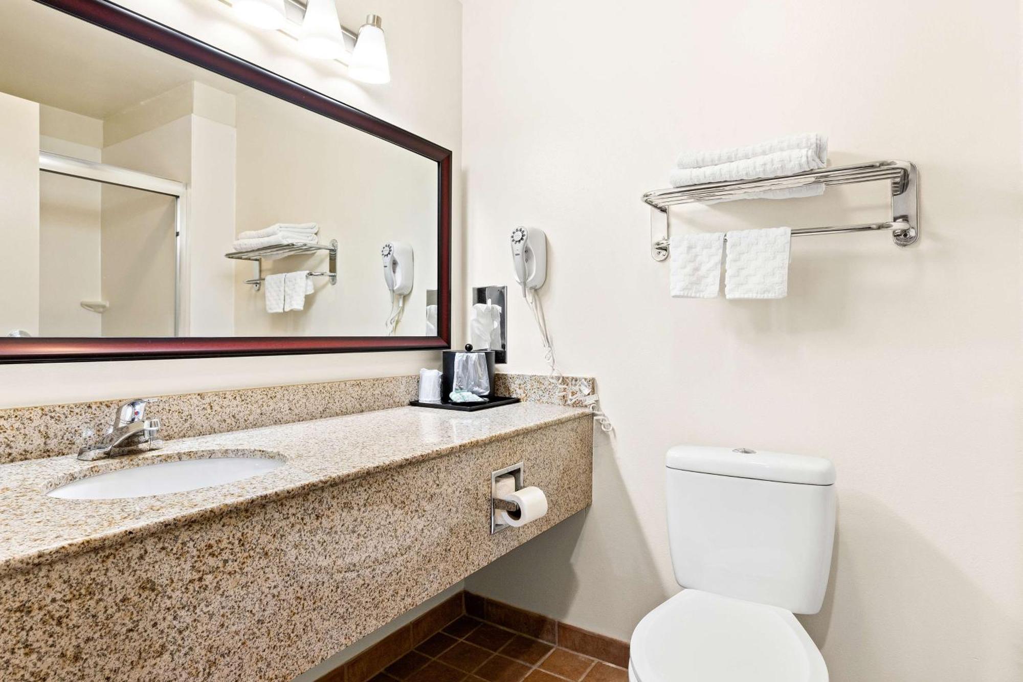 Best Western Okmulgee Exterior photo